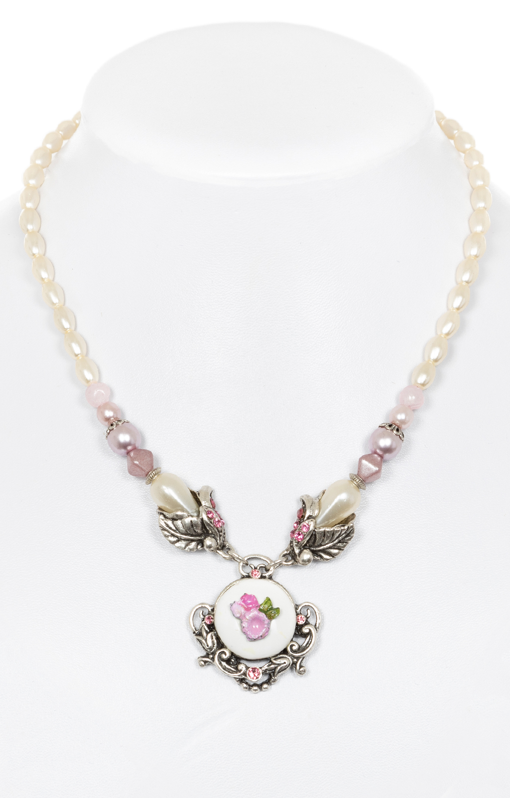 Perlenkette mit Blumenanhänger rosa von Schuhmacher