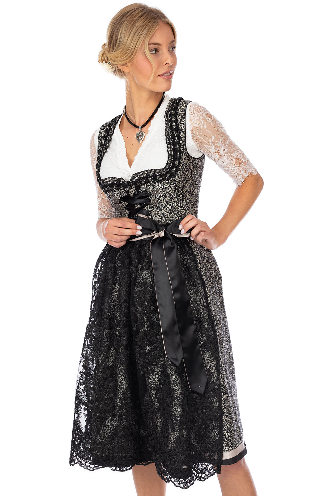 Fashion Traditional Dresses Dirndl Alpenmärchen Alpenm\u00e4rchen Dirndl black-red classic style 
